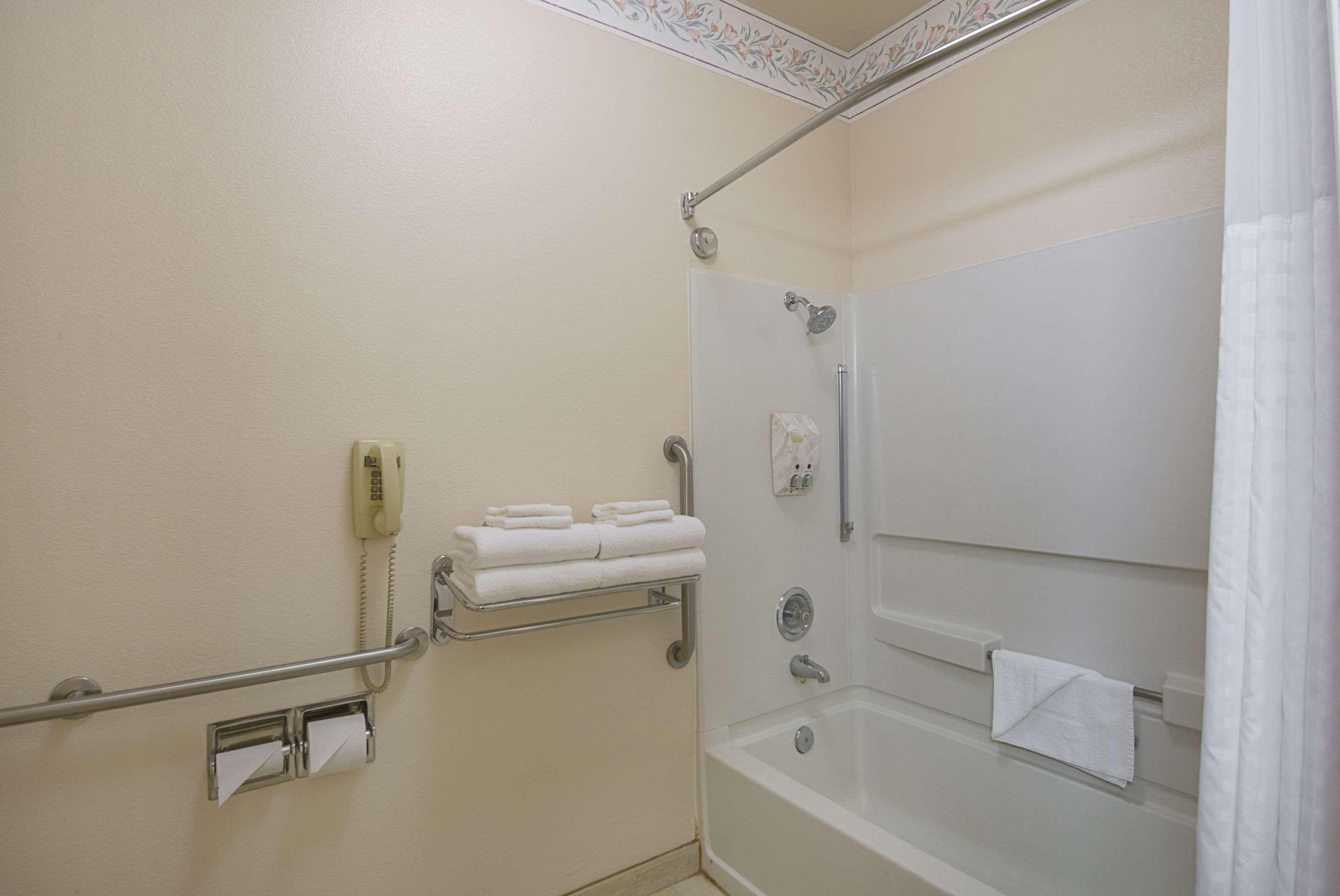 Quality Inn Fresno Yosemite Airport Kültér fotó