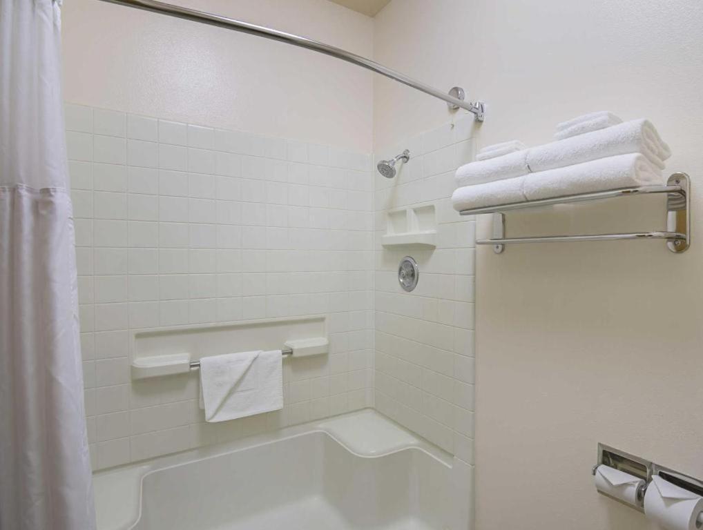 Quality Inn Fresno Yosemite Airport Kültér fotó