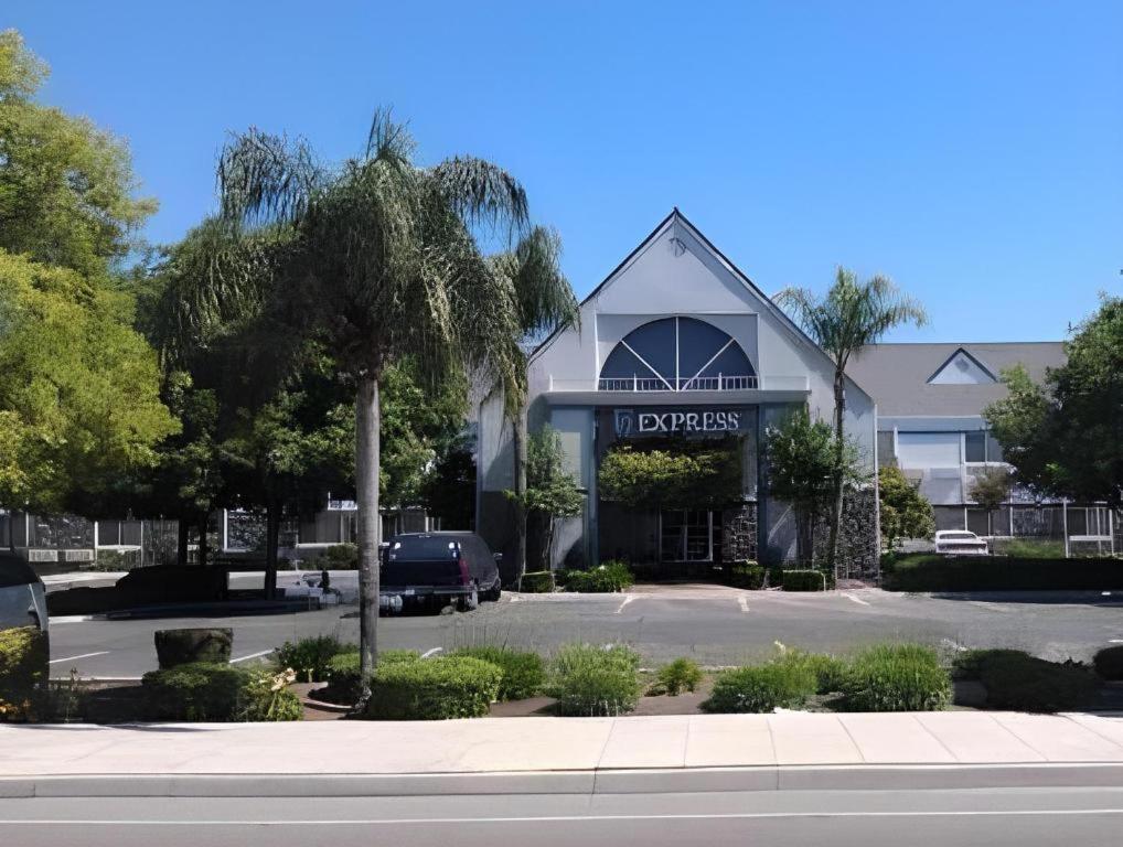 Quality Inn Fresno Yosemite Airport Kültér fotó