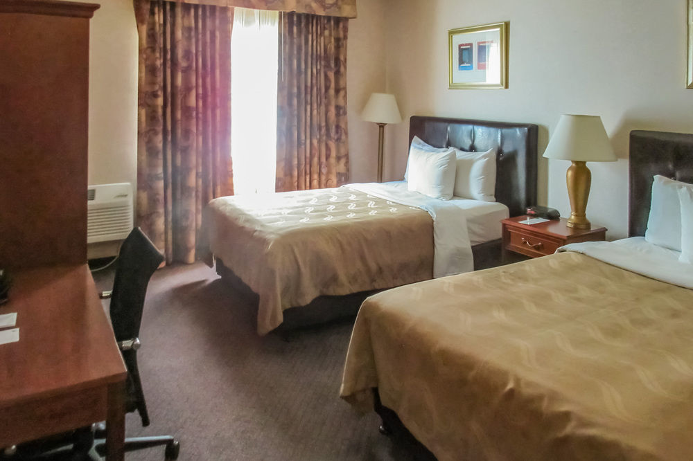 Quality Inn Fresno Yosemite Airport Kültér fotó