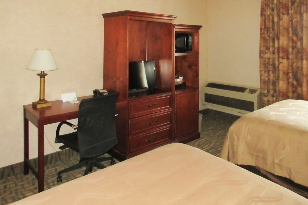 Quality Inn Fresno Yosemite Airport Kültér fotó